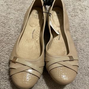 Time & True Dressy flats size 10